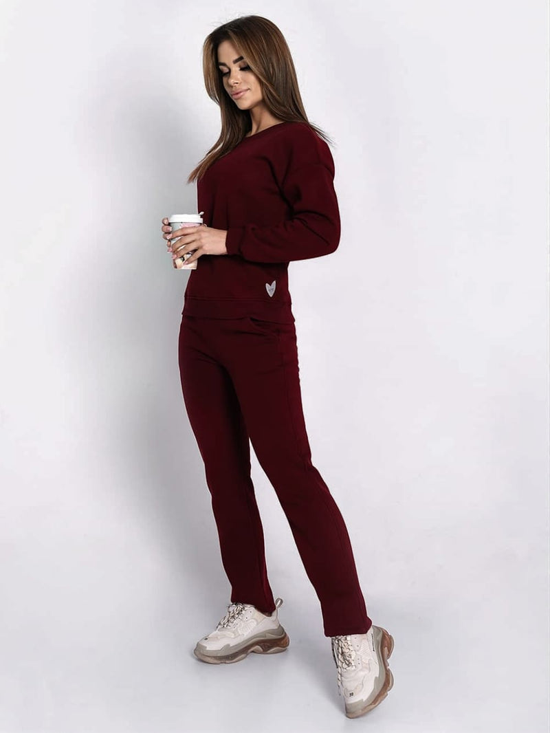 Insulated tracksuit for women sweatshirt and loose pants burgundy