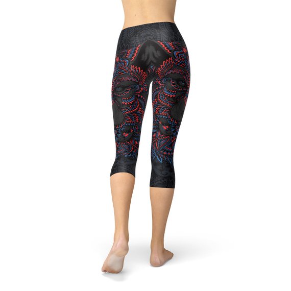 Womens Oriental Black Wolf Capri Leggings