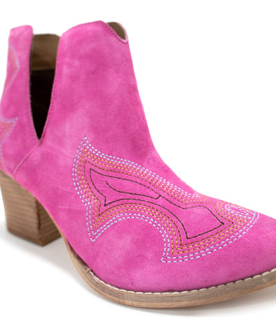 Stylish Journee Ankle Boots in Magenta - Chic & Comfortable