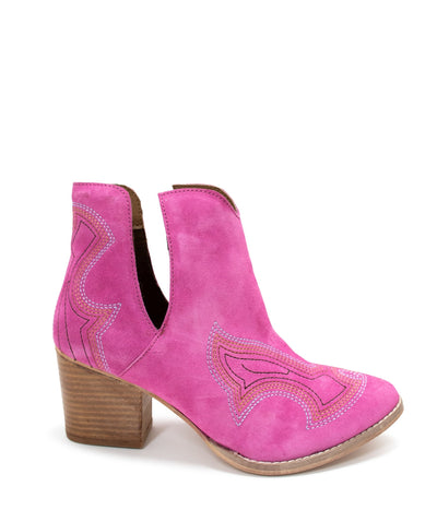 Stylish Journee Ankle Boots in Magenta - Chic & Comfortable